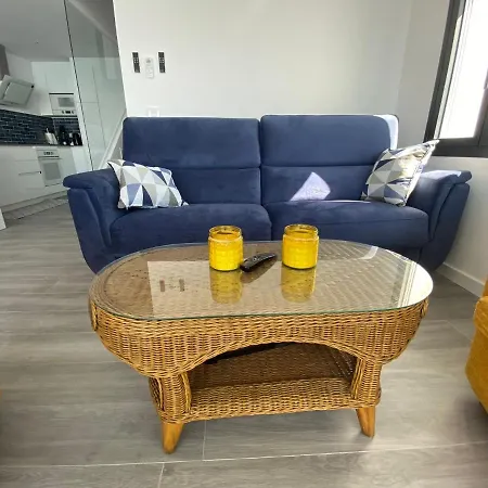 Vues Proche Apartment *